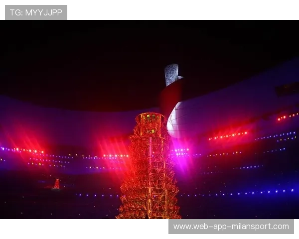 塞纳河畔奥运开幕式展现浪漫之都风采，塞纳河第一届冠军