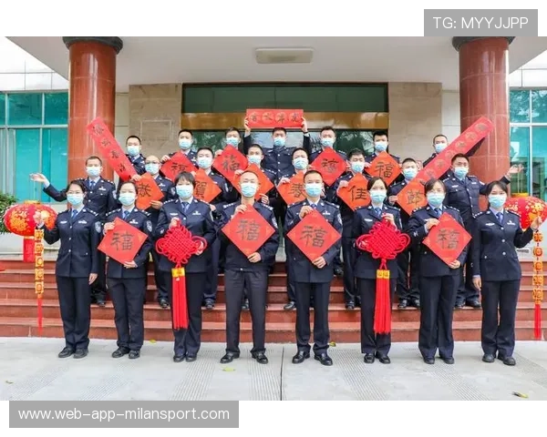 江苏荣耀开启新篇章——省委书记、省长为“苏超”冠亚军颁奖，一场体育盛事彰显江苏精神