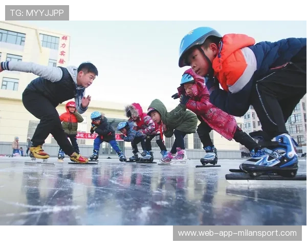 青少年滑冰锦标赛涌现多位潜力股，请问现在青少年滑冰比赛都有什么